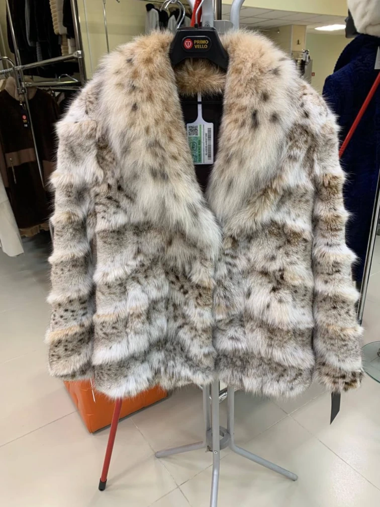 Женская шуба из меха рыси Л850, натуральный, размер 46, артикул 65340-0