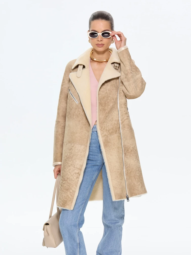 Бежевая женская дубленка косуха 2069, размер 46, артикул 65200-7