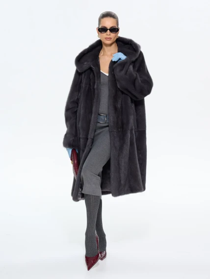 Длинная женcкая шуба с капюшоном Классика-687, графитовая, размер 62, артикул 65440-0