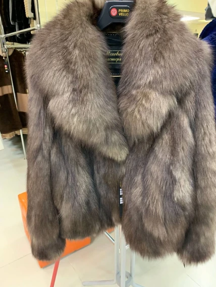 Женская короткая шуба из меха лисы М1010 - 24267, коричневая, размер 46, артикул 65350-0