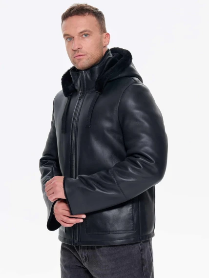Короткая мужская дубленка с капюшоном премиум класса 441, черная, размер 50, артикул 41230-7