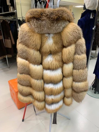 Женская короткая шуба из меха лисы М1010 - 340-1