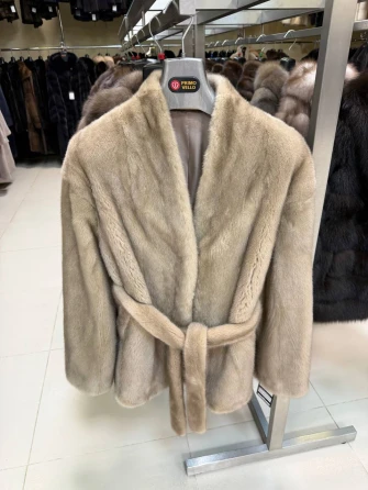 Короткая женская норковая шуба М-102-2252-0